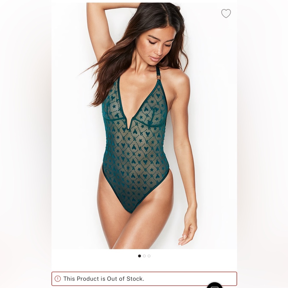 NWT VS logo V wire Teddy g String